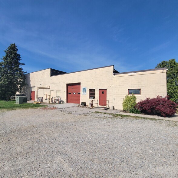 More Photos Of 295 N 4th St, Mcsherrystown Warehouse For Sale