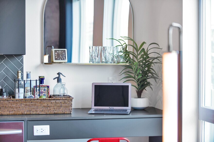 More Photos Of 1889 Harrison St, Oakland Apartments For Lease