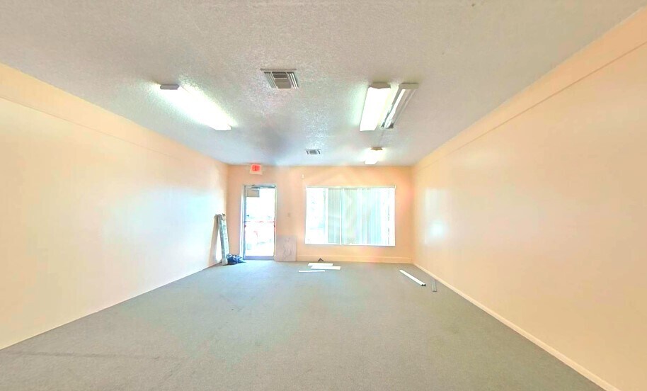 More Photos Of 3333 US Highway 19, Holiday Freestanding For Lease