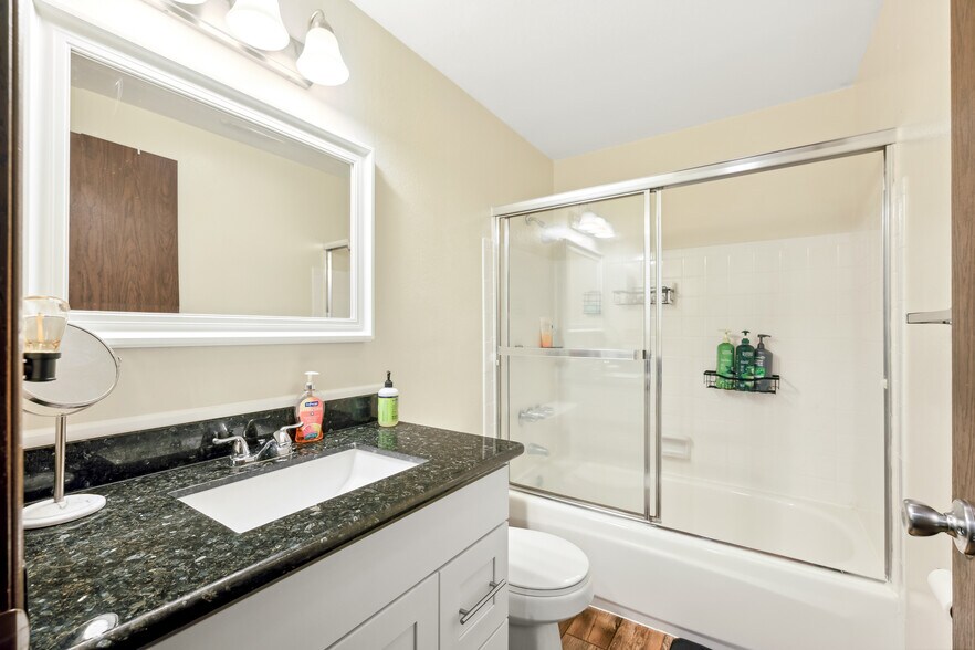 More Photos Of 1220 N 137th St, Seattle Apartments For Sale