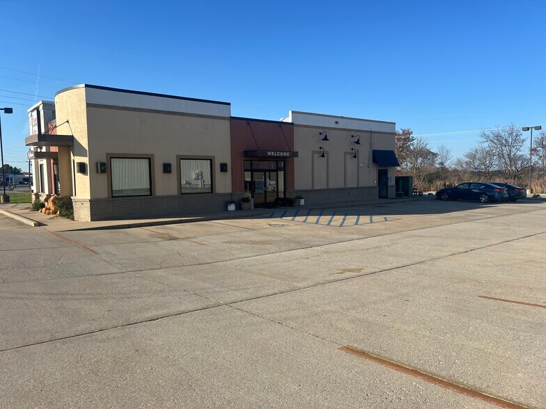 More Photos Of 1020 W Buchanan St, California Fast Food For Sale