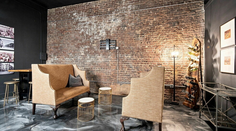 More Photos Of 304 S Gay St, Knoxville Office Residential For Sale