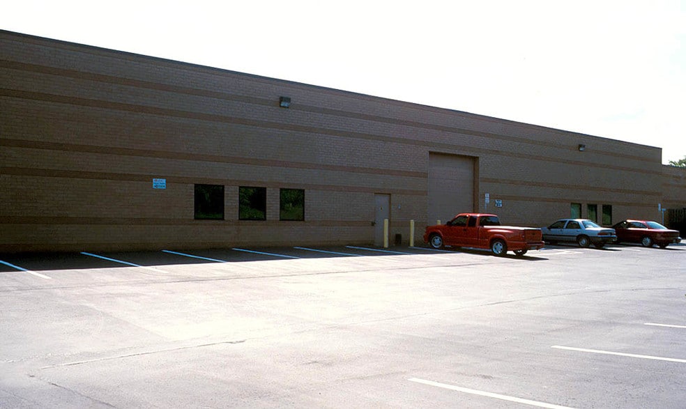 More Photos Of 2998 Waterview Dr, Rochester Hills Research And Development For Sale