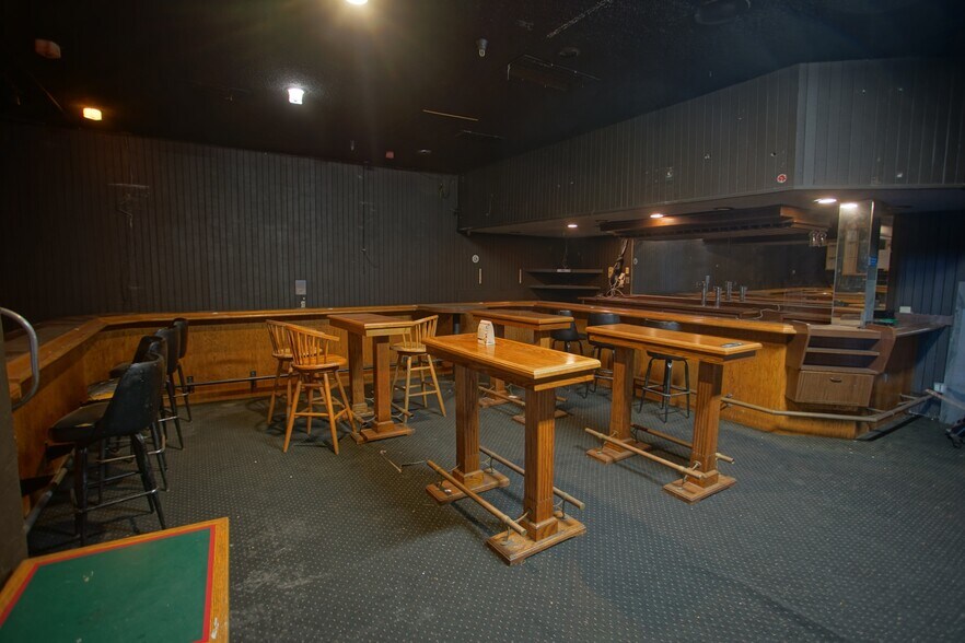 More Photos Of 23770 S Western Ave, Harbor City Restaurant For Lease