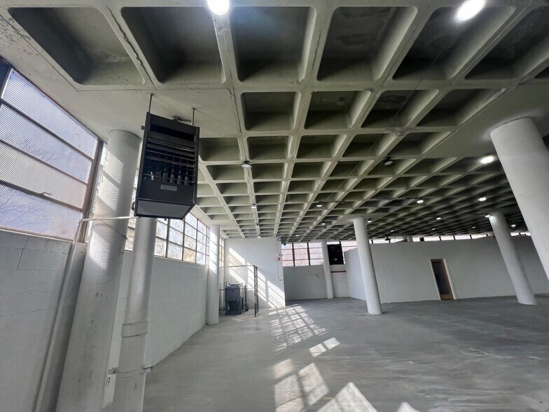 More Photos Of 111 Lafayette Ave, White Plains Warehouse For Lease