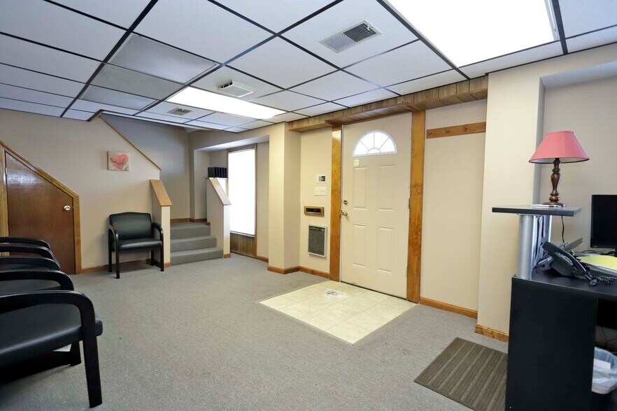More Photos Of 161 Lindsey St, Fall River Office Residential For Sale