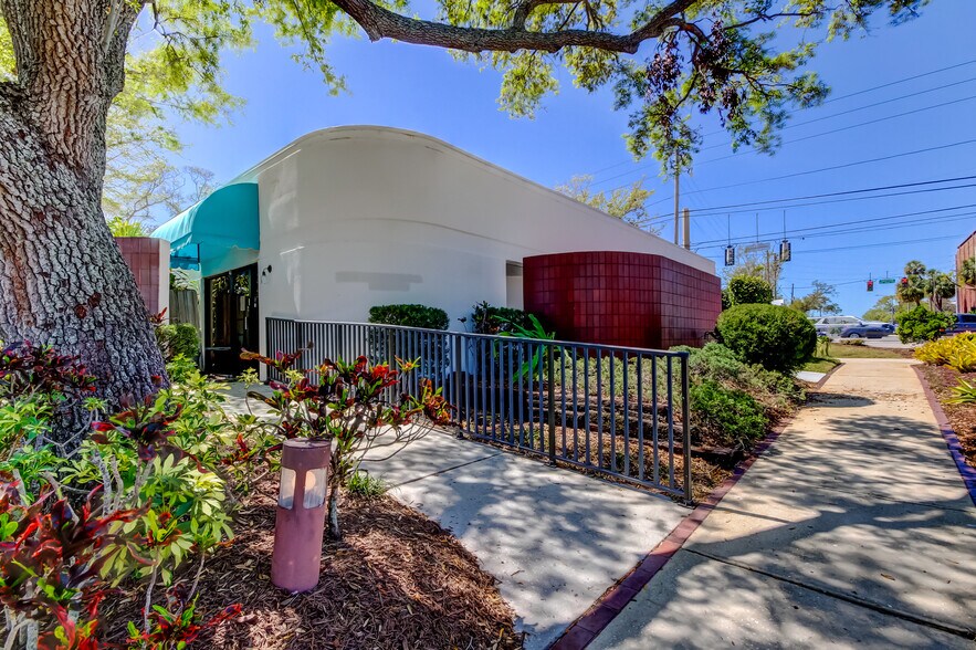 More Photos Of 7603 Seminole Blvd, Seminole Medical For Sale