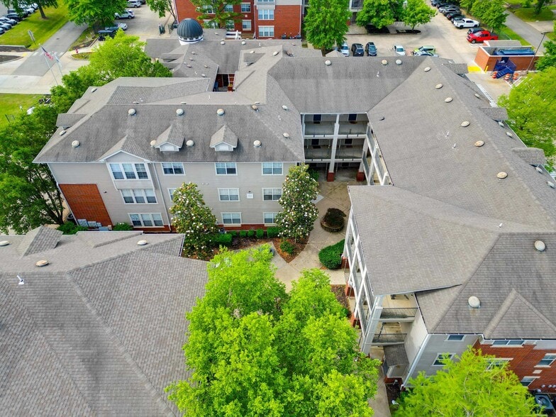 More Photos Of 801 N 49th St, Fort Smith Dormitory For Sale