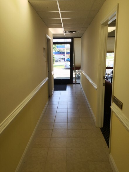 More Photos Of 1314 Edwin Miller Blvd, Martinsburg Office For Lease