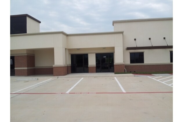More Photos Of 1229 Creekway Dr, Sugar Land Medical For Lease