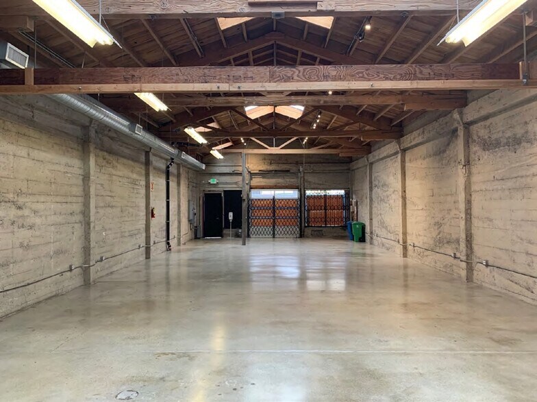 More Photos Of 1285 Folsom St, San Francisco Manufacturing For Lease