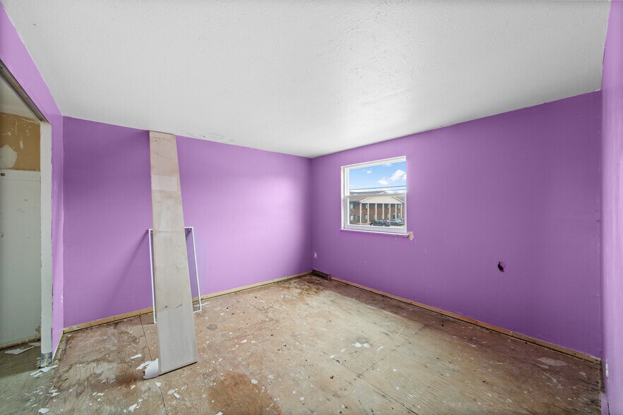 More Photos Of 3960 W Erie Ave, Lorain Apartments For Sale