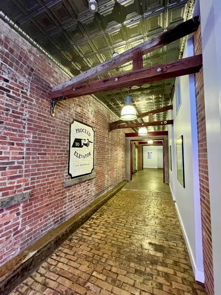 More Photos Of 14-20 Willett Ave, Port Chester Office For Lease