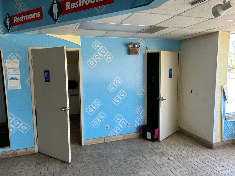 More Photos Of 413 Craigsville Road, Craigsville Convenience Store For Sale