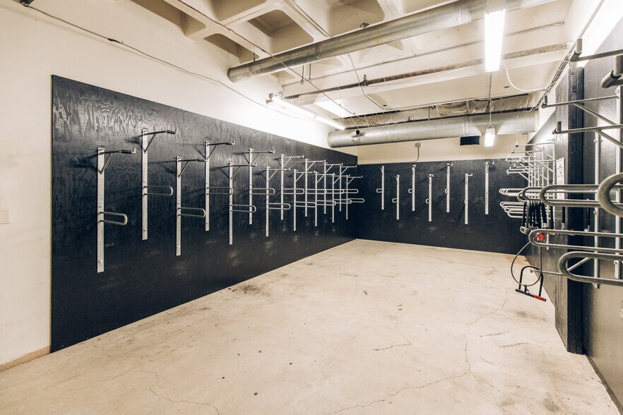 More Photos Of 1500 SW 1st Ave, Portland Office For Lease