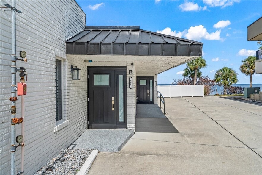 More Photos Of 2225 S Washington Ave, Titusville Office Residential For Sale