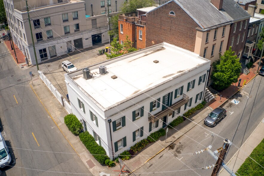 More Photos Of 301 W York St, Savannah Office For Sale