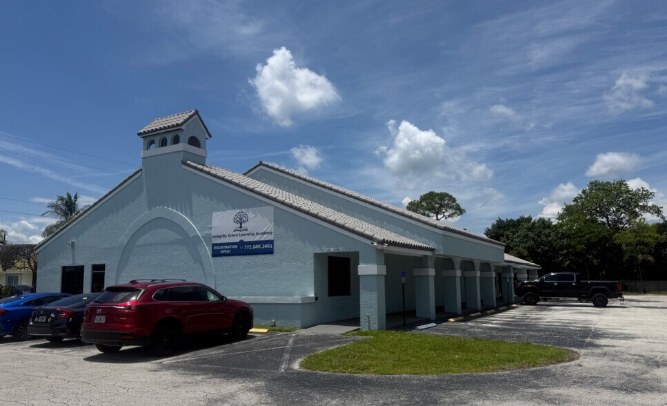 Primary Photo Of 2500 S Kanner Hwy, Stuart Office For Lease