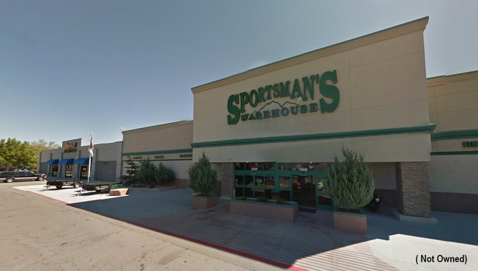 More Photos Of 3370 Kietzke Ln, Reno Unknown For Lease