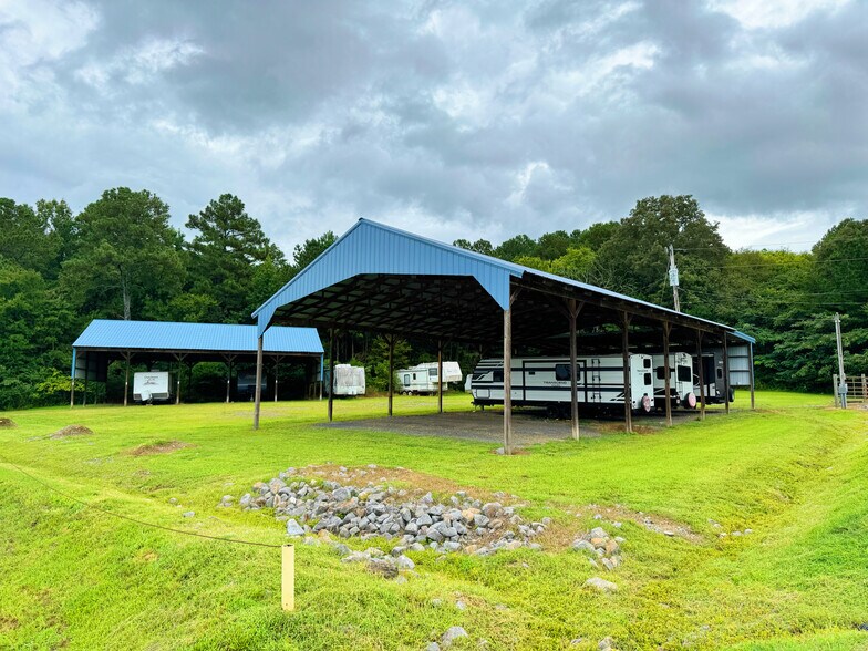 More Photos Of 5272 Highway 225 N, Chatsworth Self Storage For Sale