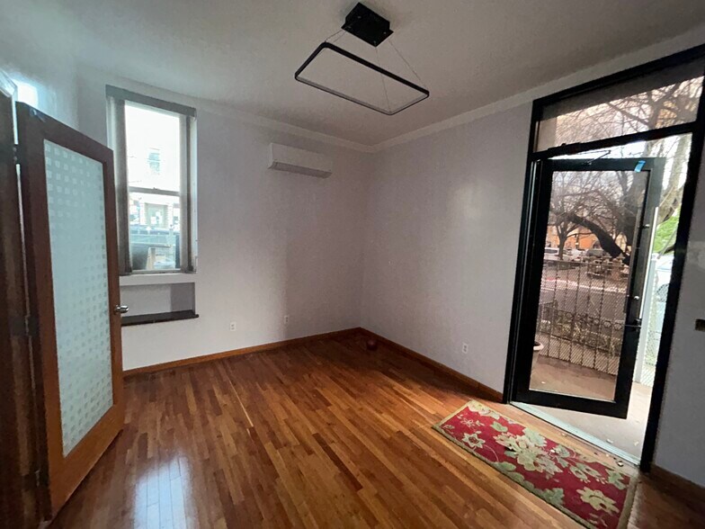 More Photos Of 590 Onderdonk Ave, Ridgewood Storefront Retail Residential For Lease