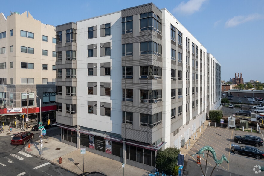 Primary Photo Of 115 N 9th St, Philadelphia Apartments For Sale