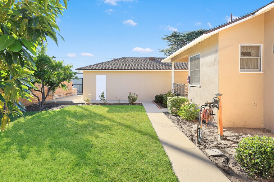 More Photos Of 1047 N San Gabriel Ave, Azusa Apartments For Sale