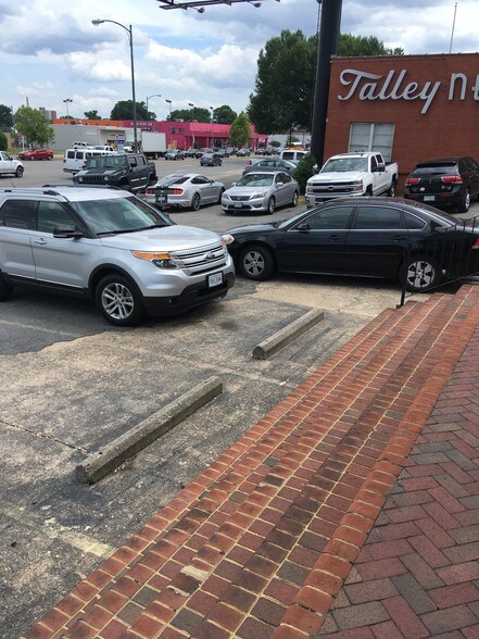 More Photos Of 2010 Chamberlayne Ave, Richmond Freestanding For Lease