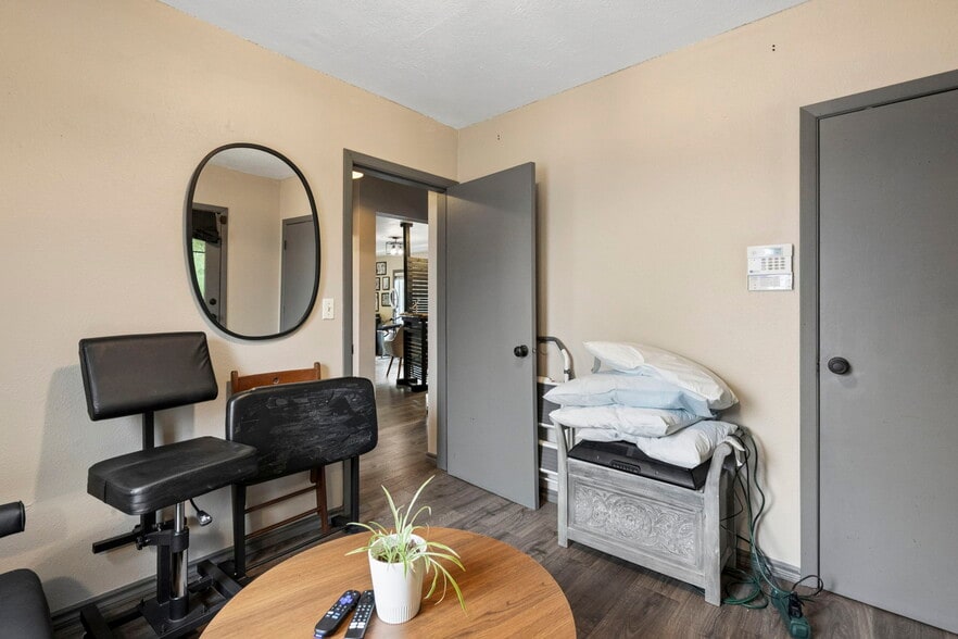 More Photos Of 17641 SE Stark St, Portland Storefront Retail Office For Sale
