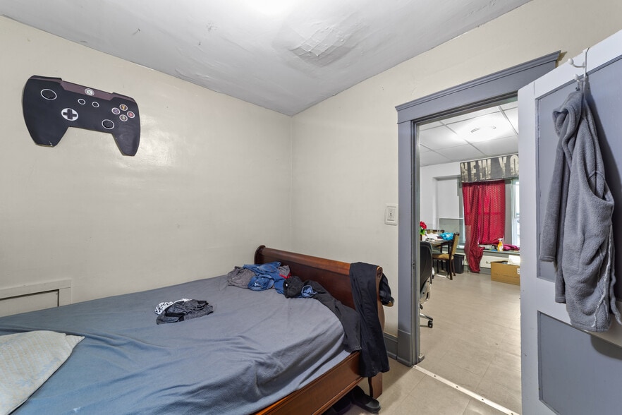 More Photos Of 3334 W 82nd St, Cleveland Apartments For Sale