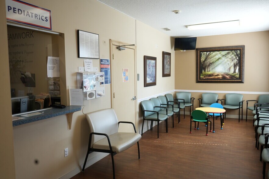 More Photos Of 51 Lindsey Ln, Saint Marys Medical For Lease