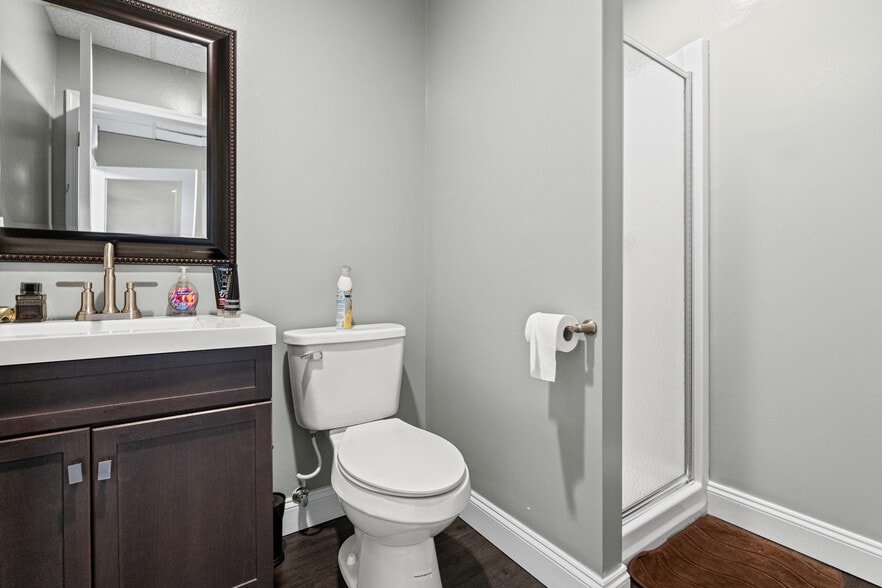More Photos Of 10521 Judicial Dr, Fairfax Medical For Sale