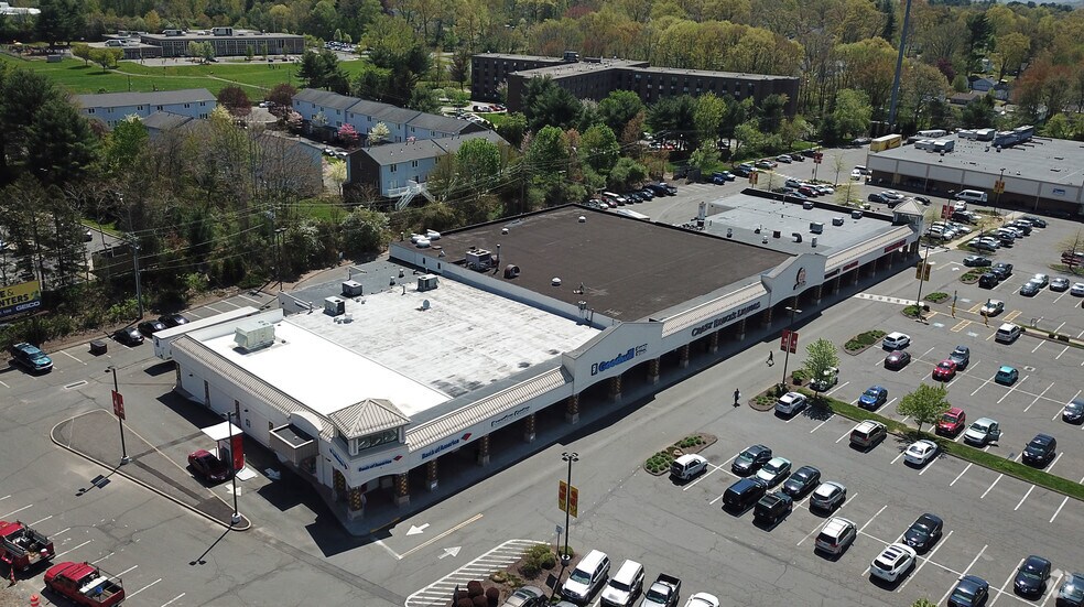 More Photos Of 1212-1232 Farmington Ave, Bristol Unknown For Lease