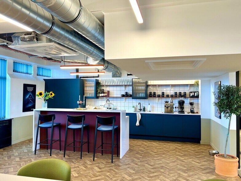 More Photos Of Foundry Poole - The Dolphin, Poole Freestanding For Lease