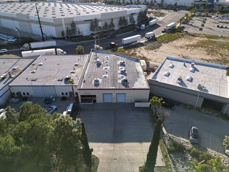 More Photos Of 6131 Quail Valley Ct, Riverside Manufacturing For Sale