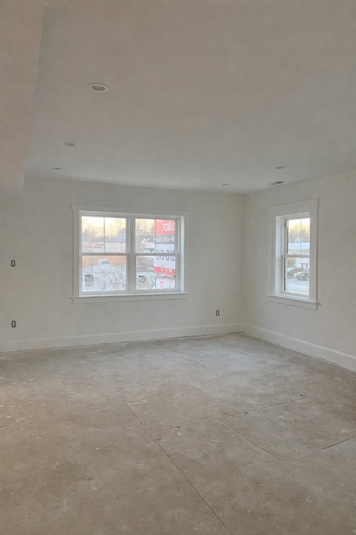 More Photos Of 121 E Lancaster Ave, Paoli Storefront Retail Office For Lease