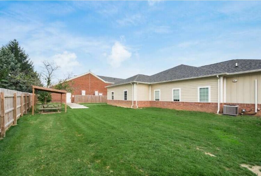More Photos Of 7400 Huntington Park Dr, Columbus Rehabilitation Center For Lease