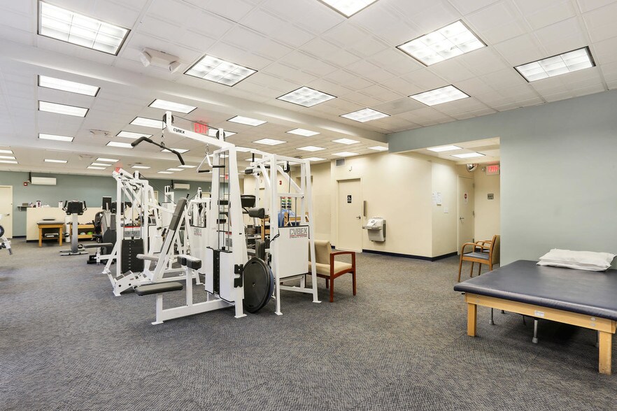 More Photos Of 1234 Summer St, Stamford Medical For Lease