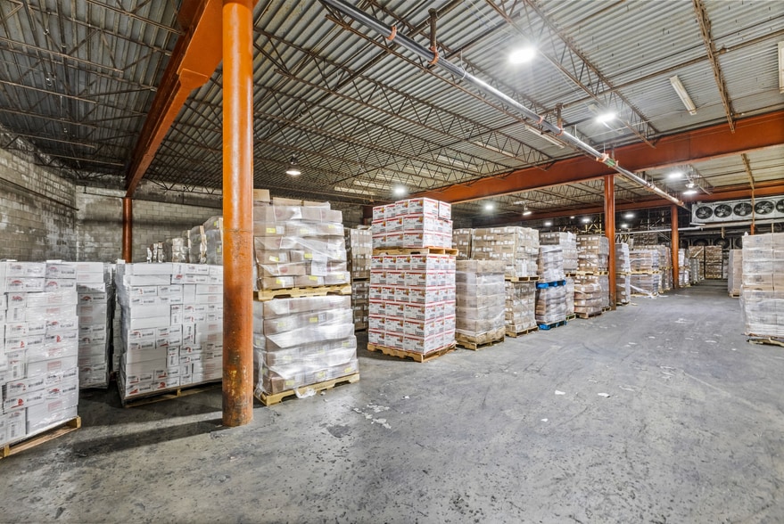 More Photos Of 1601 E 4th Ave, El Paso Industrial For Sale