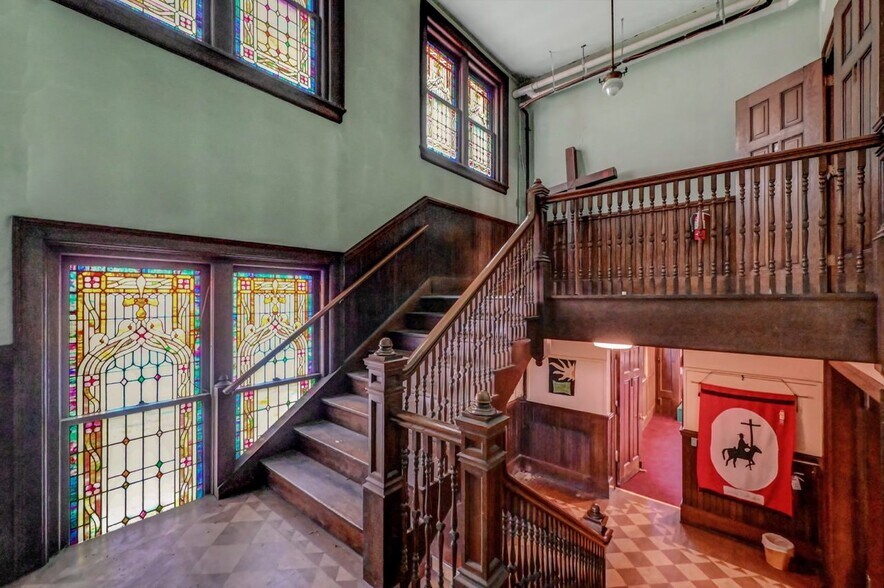 More Photos Of 720 Delaware St, Scranton Religious Facility For Sale