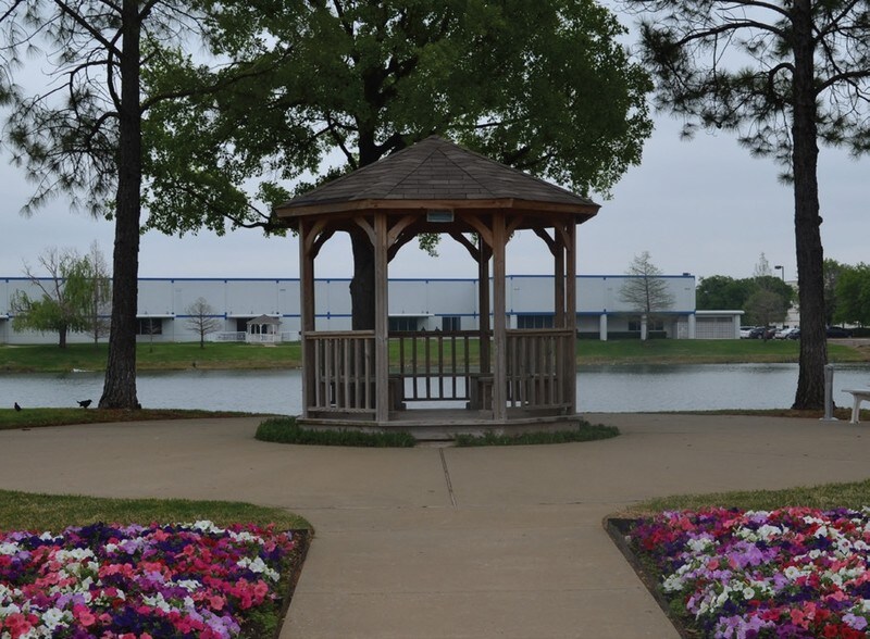 More Photos Of 601 E Corporate Dr, Lewisville Light Distribution For Lease