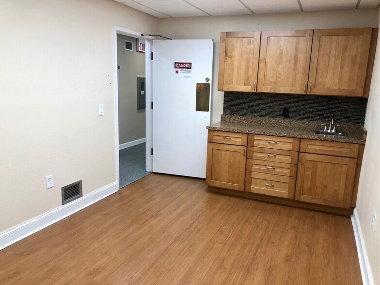 More Photos Of 2830 Casa Aloma Way, Winter Park Medical For Lease