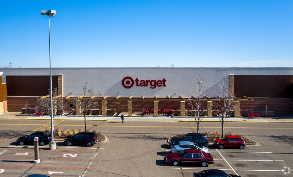 More Photos Of 7100-7200 Valley Creek Plz, Woodbury Unknown For Lease