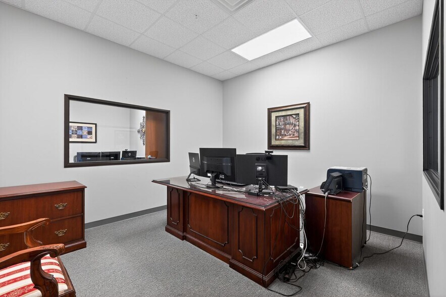 More Photos Of 4670 McDermott Rd, Plano Medical For Sale