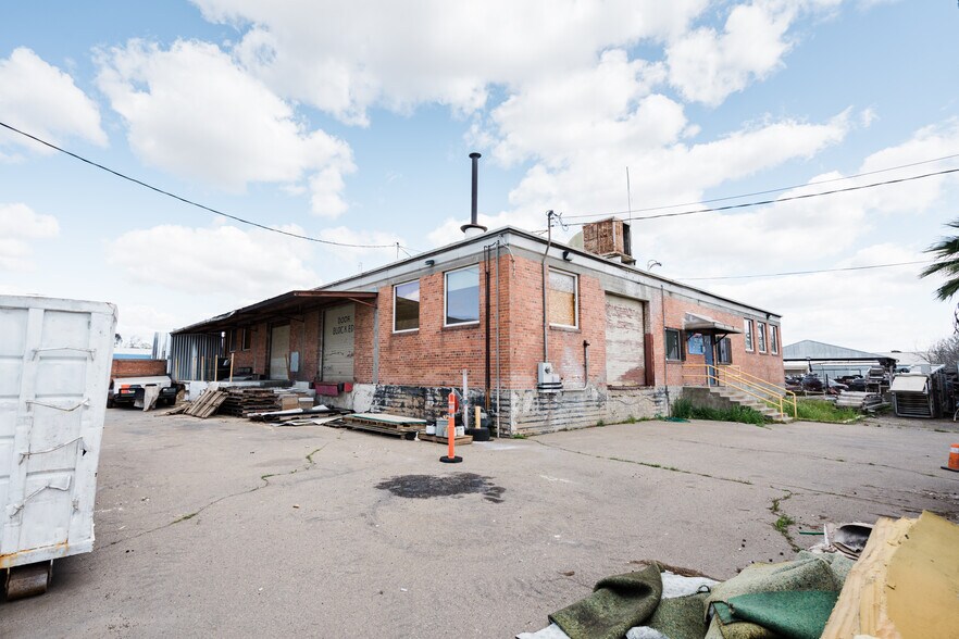 More Photos Of 845 S Topeka Ave, Fresno Manufacturing For Sale