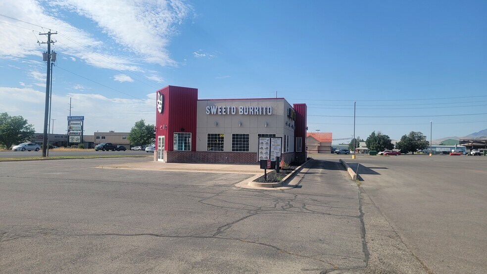 More Photos Of 1730 N Main St, North Logan Fast Food For Lease