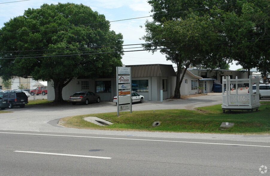 More Photos Of 12841 66th St N, Largo Manufacturing For Sale
