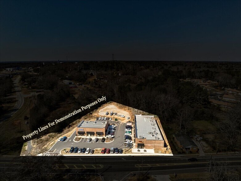 More Photos Of 438 Cabiness Road, Forsyth Storefront Retail Office For Sale