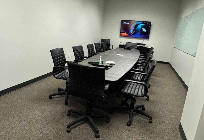 More Photos Of 8045 Arco Corporate Dr, Raleigh Office For Lease