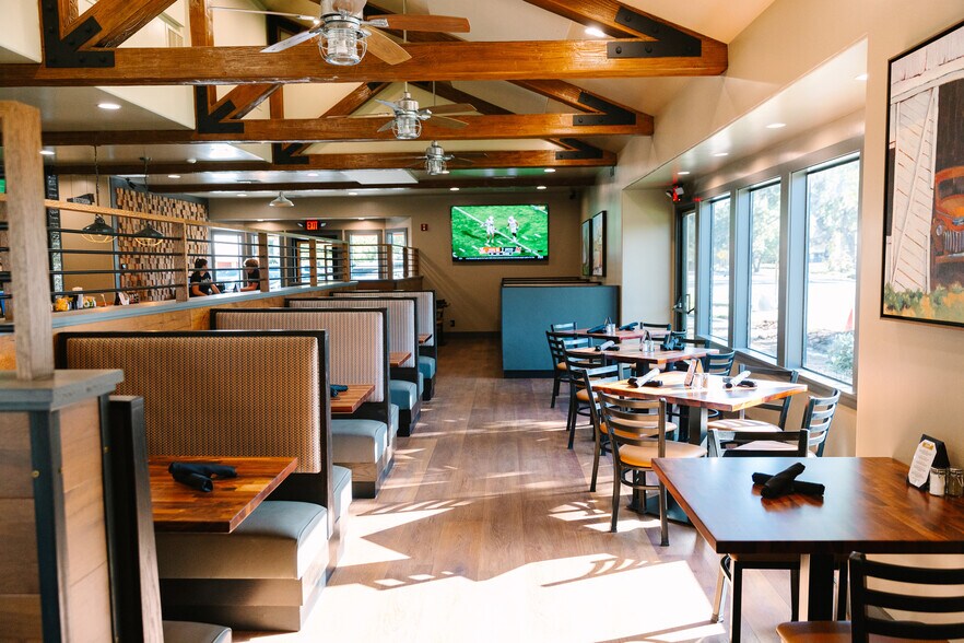 More Photos Of 1902 Creston Rd, Paso Robles Restaurant For Sale